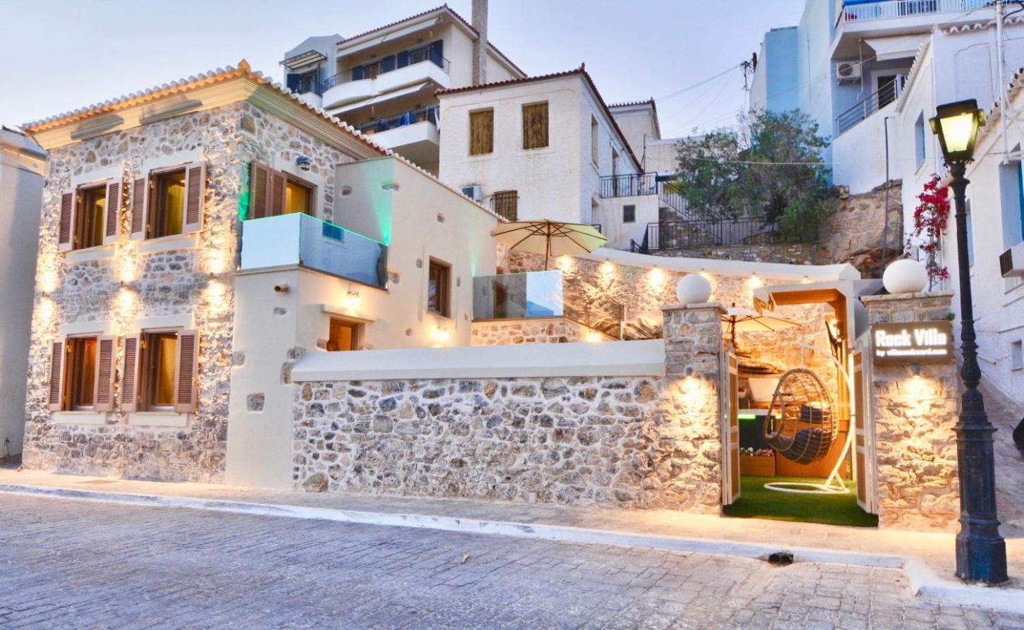 Villasonboard Rock Villa 3 Bed, 3 Bath, Jacuzzi, Seaside Ermióni Kültér fotó